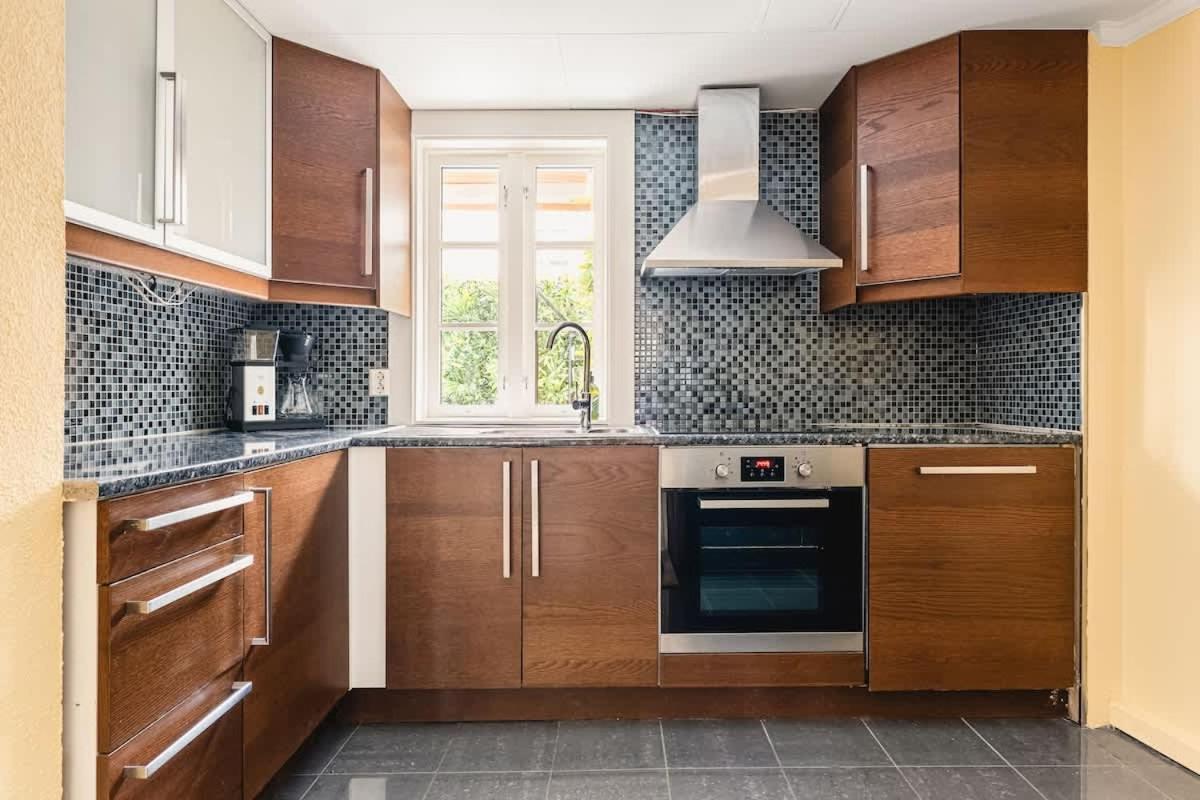 Dinbnb Homes I #1 Bnb In Bergen I Jacuzzi & Parking & Location Eksteriør billede