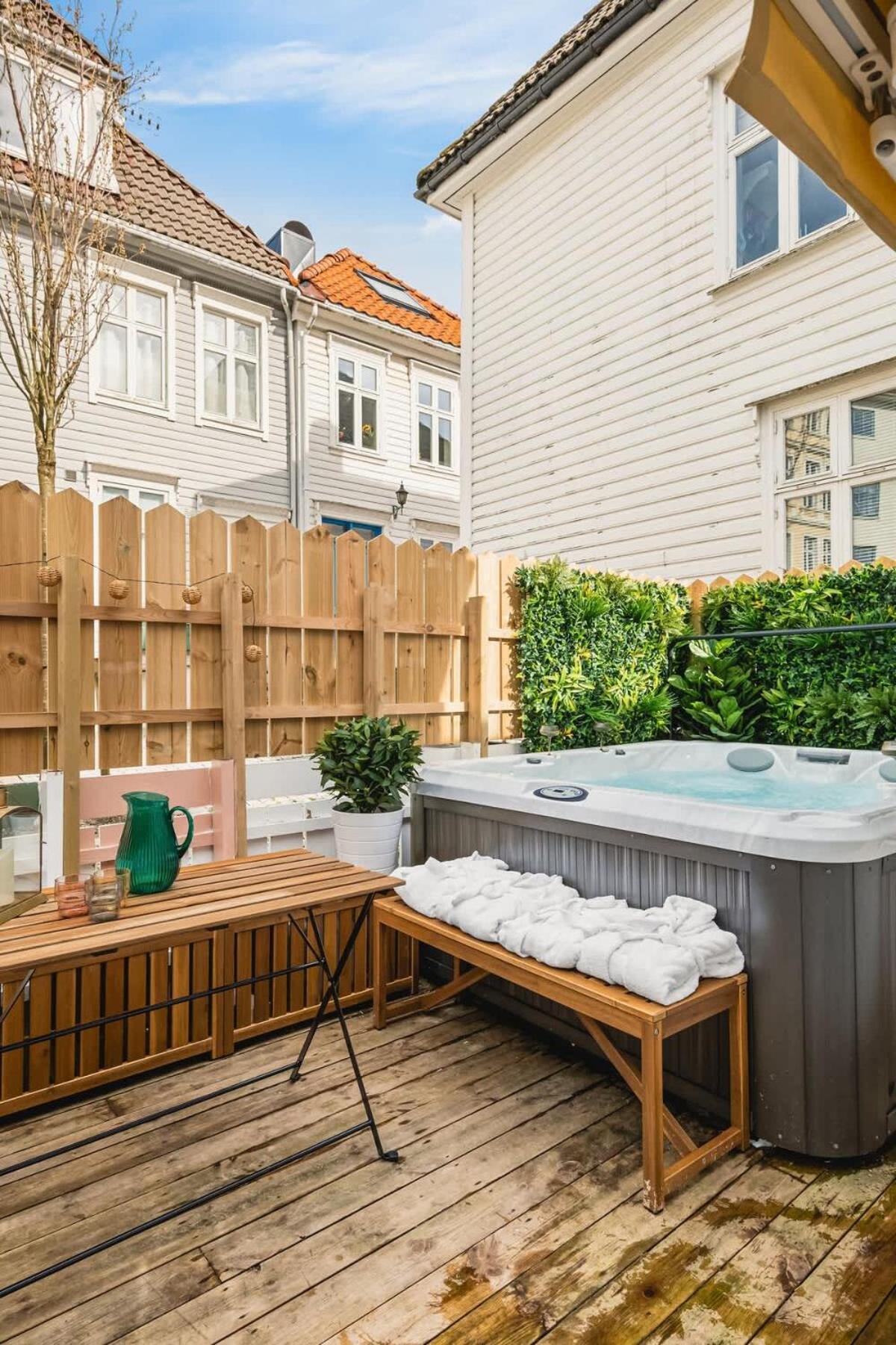 Dinbnb Homes I #1 Bnb In Bergen I Jacuzzi & Parking & Location Eksteriør billede